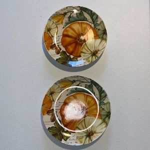 Decorative pumpkin plates